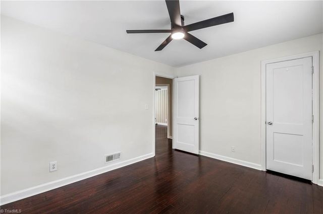 110 Mayflower Drive, Greensboro, NC 27403