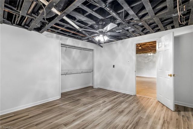 110 Mayflower Drive, Greensboro, NC 27403