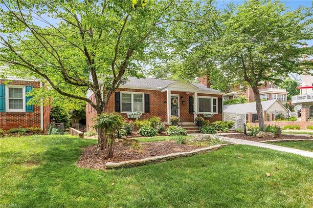 110 Mayflower Drive, Greensboro, NC 27403
