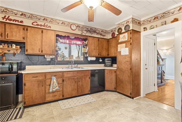 810 W. Main Street, Somerset Boro, PA 15501