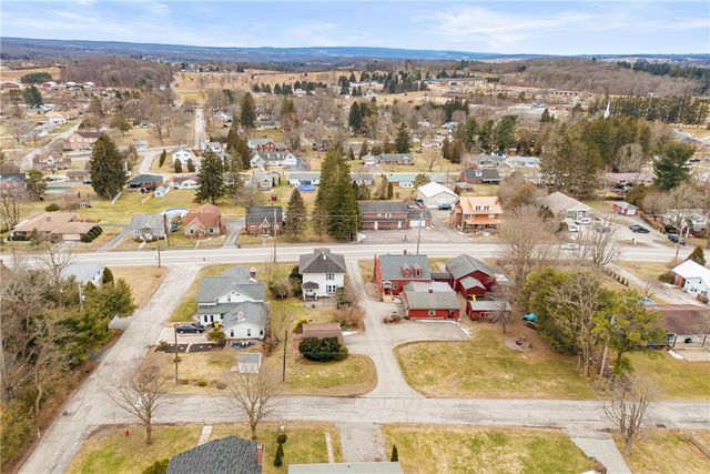 810 W. Main Street, Somerset Boro, PA 15501