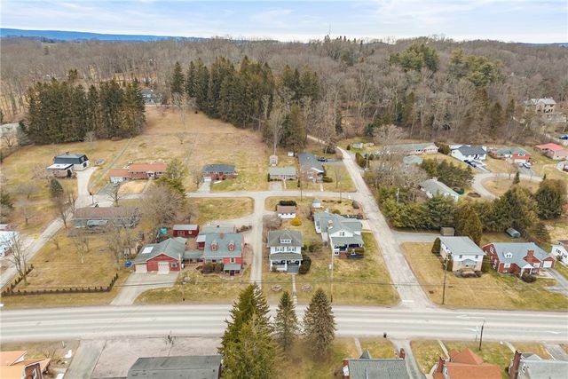 810 W. Main Street, Somerset Boro, PA 15501