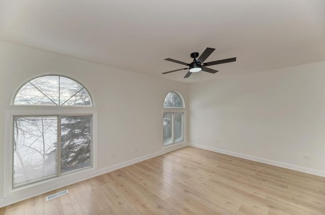 2843 Dorothy Drive, Aurora, IL 60504