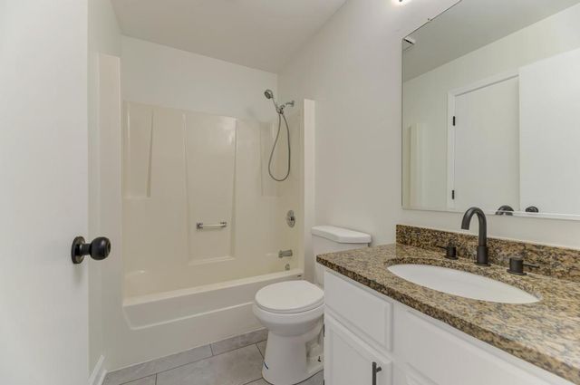 2843 Dorothy Drive, Aurora, IL 60504