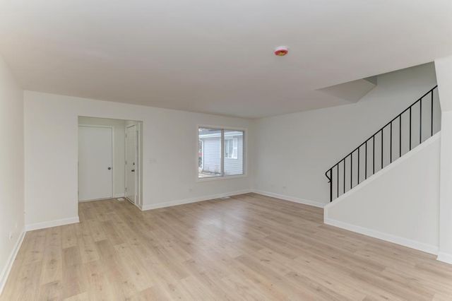 2843 Dorothy Drive, Aurora, IL 60504