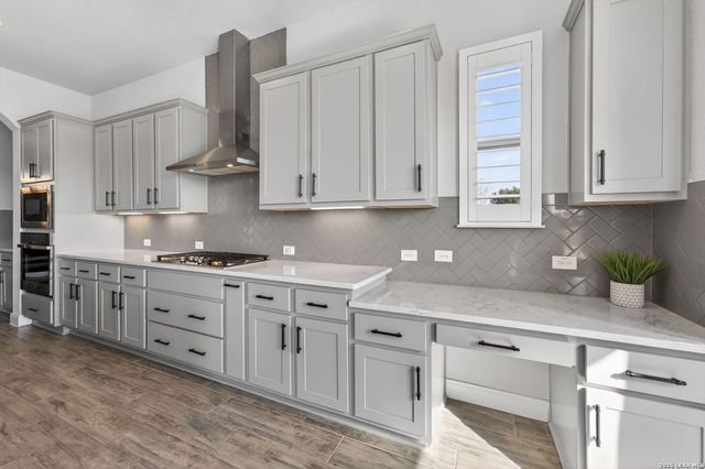 107 Lilly Blf, Castroville, TX 78009