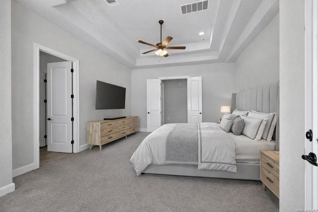 107 Lilly Blf, Castroville, TX 78009