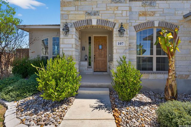 107 Lilly Blf, Castroville, TX 78009