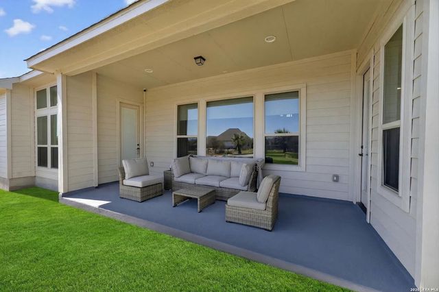 107 Lilly Blf, Castroville, TX 78009