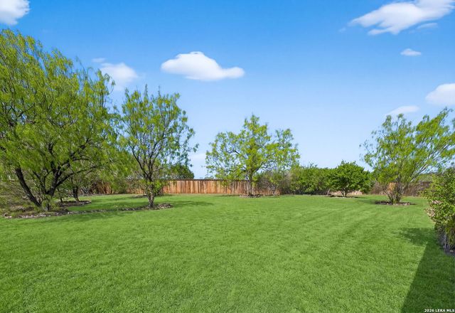 107 Lilly Blf, Castroville, TX 78009