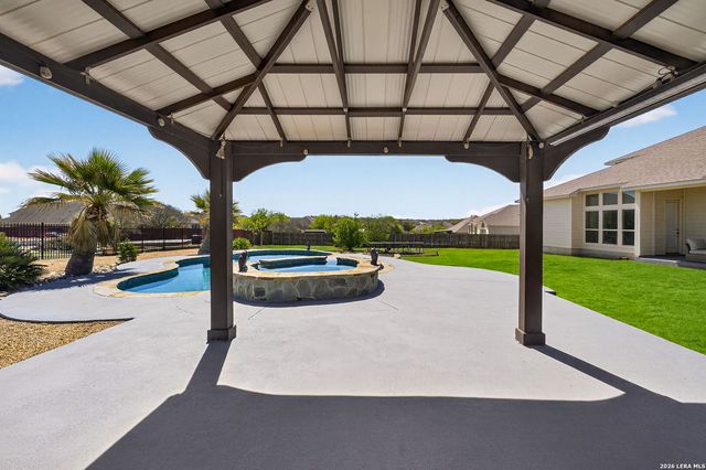 107 Lilly Blf, Castroville, TX 78009