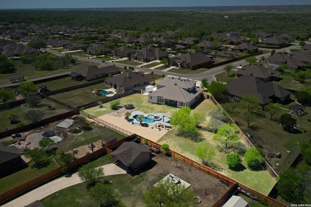 107 Lilly Blf, Castroville, TX 78009