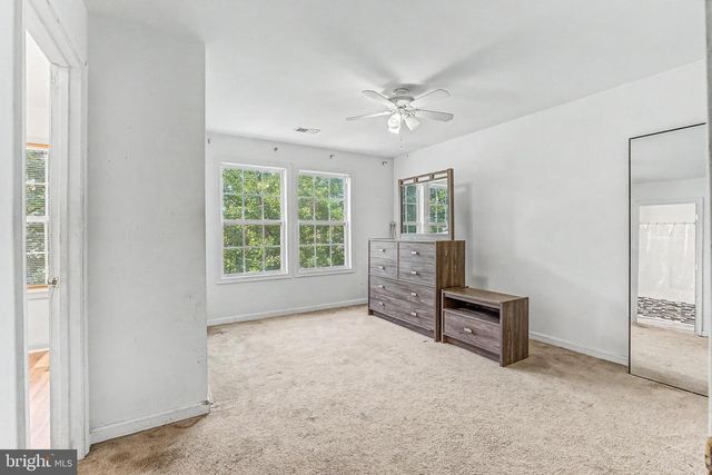 110 N REYMANN ST, Ranson, WV 25438