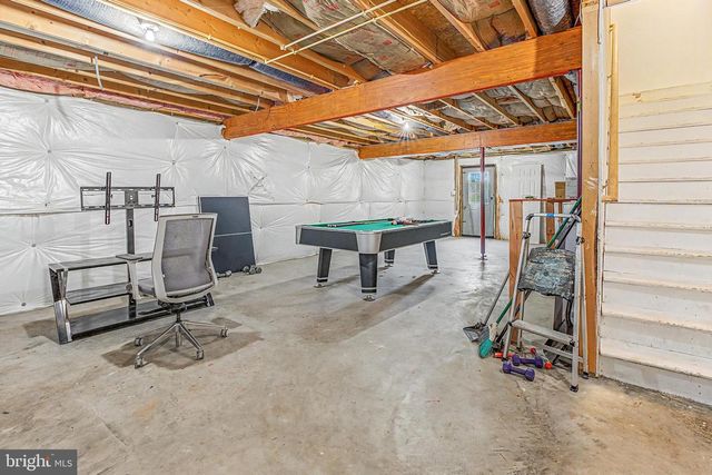 110 N REYMANN ST, Ranson, WV 25438