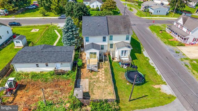 110 N REYMANN ST, Ranson, WV 25438
