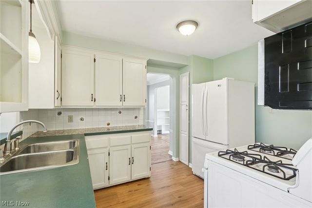 3741 Northwood Road, University Heights, OH 44118