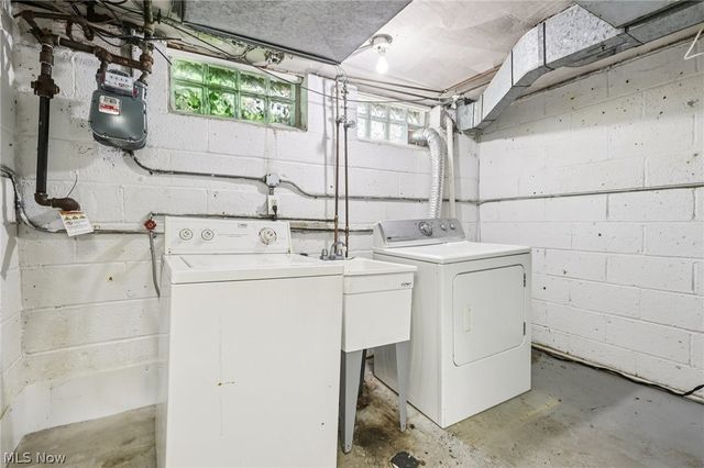 3741 Northwood Road, University Heights, OH 44118