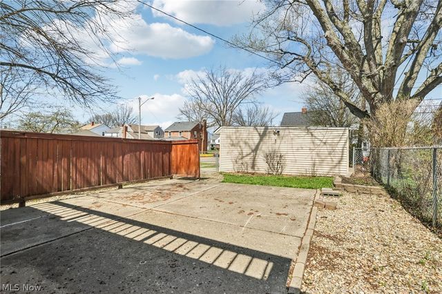 3741 Northwood Road, University Heights, OH 44118