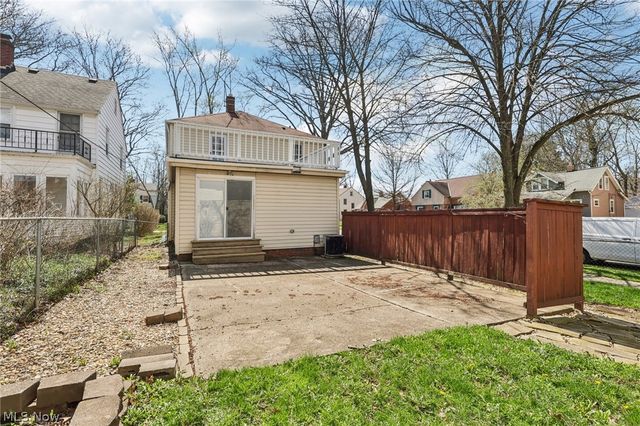 3741 Northwood Road, University Heights, OH 44118
