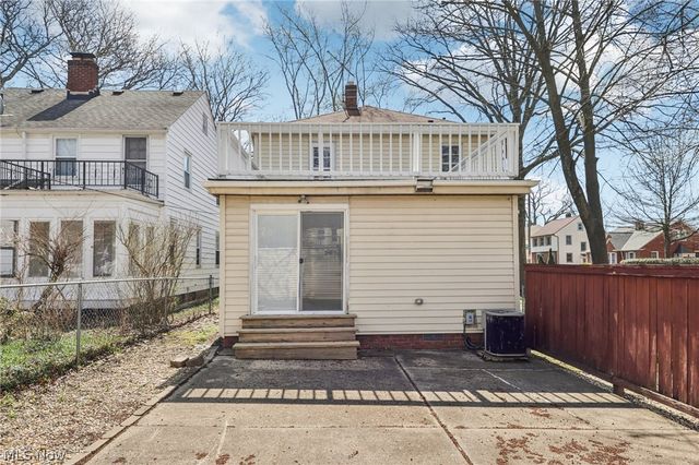 3741 Northwood Road, University Heights, OH 44118