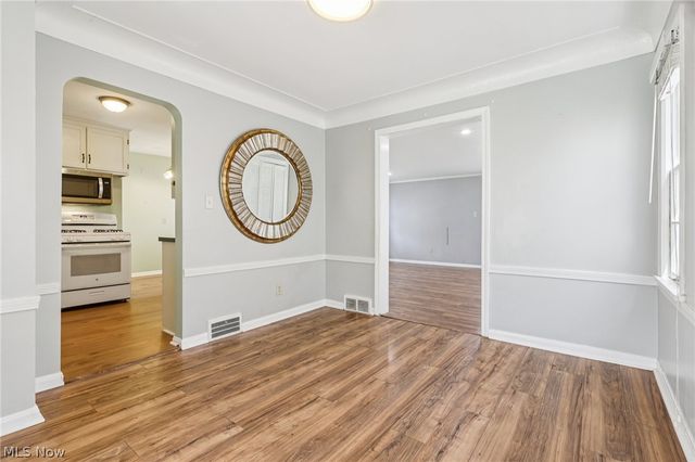3741 Northwood Road, University Heights, OH 44118