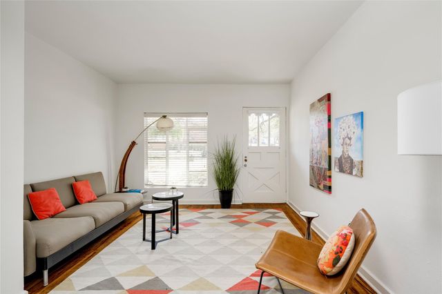 1300 Kirkwood RD A, Austin, TX 78722