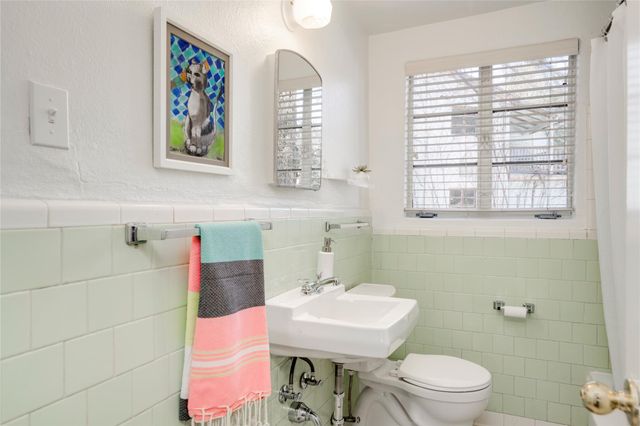 1300 Kirkwood RD A, Austin, TX 78722