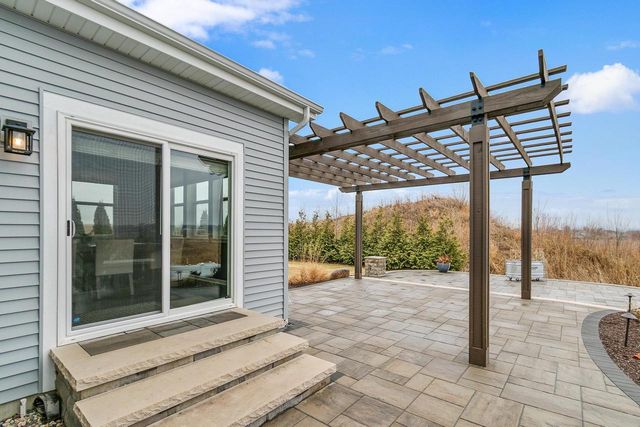 941 Lavender Way, Deforest, WI 53532