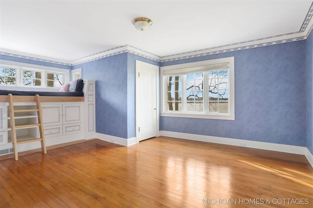 714 N Shore Drive, Holland, MI 49424