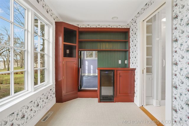 714 N Shore Drive, Holland, MI 49424