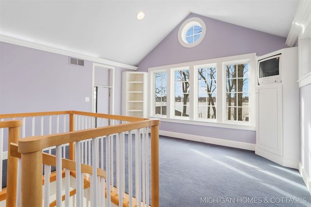 714 N Shore Drive, Holland, MI 49424