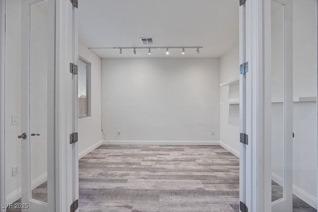 129 Pivot Avenue, North Las Vegas, NV 89031