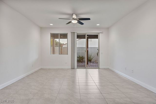 129 Pivot Avenue, North Las Vegas, NV 89031