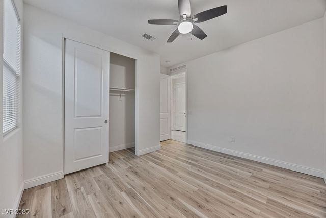 129 Pivot Avenue, North Las Vegas, NV 89031