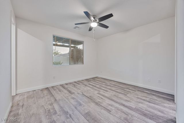 129 Pivot Avenue, North Las Vegas, NV 89031