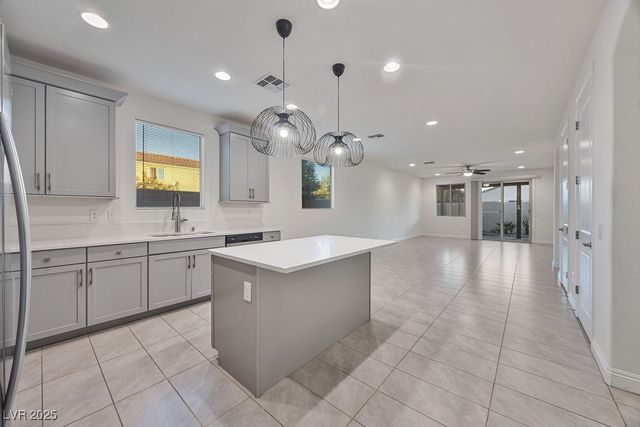 129 Pivot Avenue, North Las Vegas, NV 89031