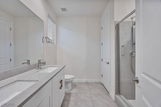 129 Pivot Avenue, North Las Vegas, NV 89031