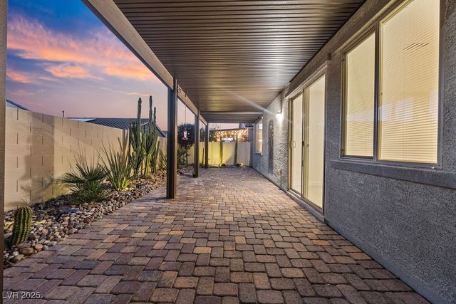 129 Pivot Avenue, North Las Vegas, NV 89031