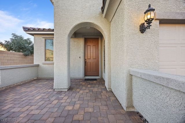 129 Pivot Avenue, North Las Vegas, NV 89031