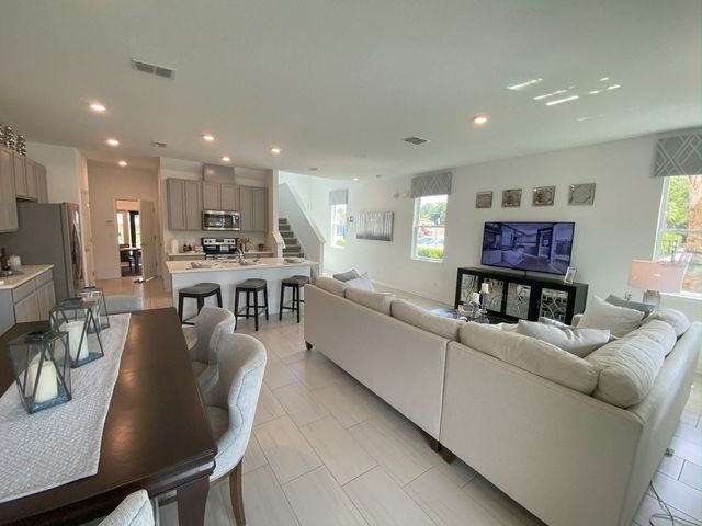 1109 ARBOUR VERDE COURT, Tampa, FL 33613