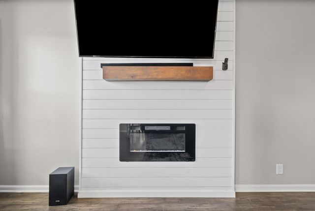 101 Setter Dr, Oak Grove, KY 42262