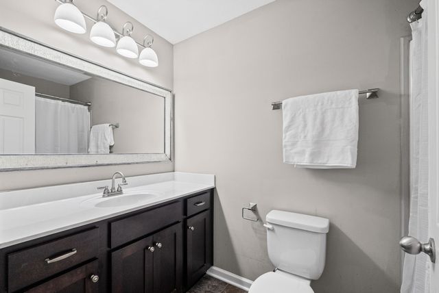 101 Setter Dr, Oak Grove, KY 42262