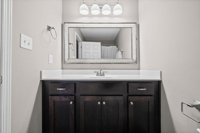 101 Setter Dr, Oak Grove, KY 42262