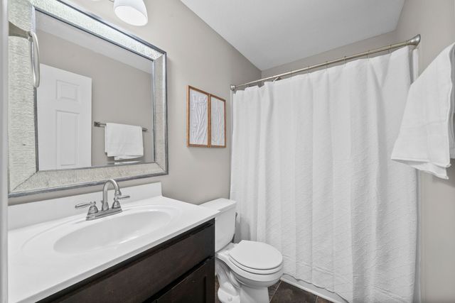 101 Setter Dr, Oak Grove, KY 42262