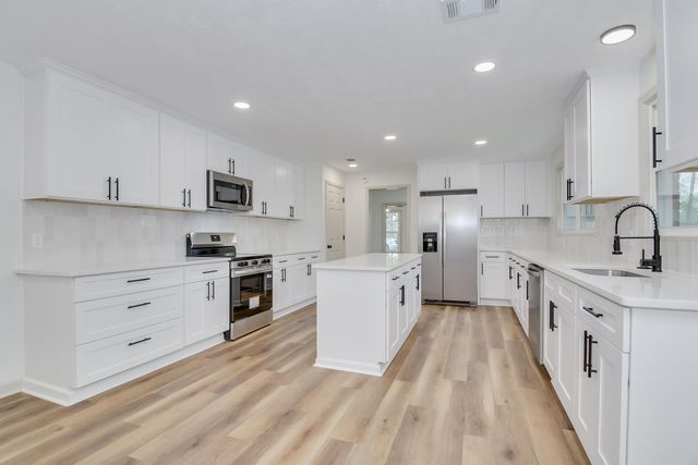 65 Deerwood Court, Aiken, SC 29803