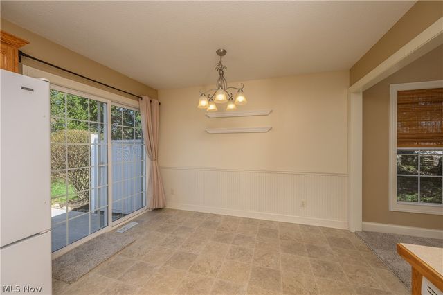 465 Wagler Avenue SW, Hartville, OH 44632