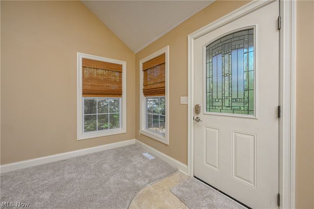 465 Wagler Avenue SW, Hartville, OH 44632