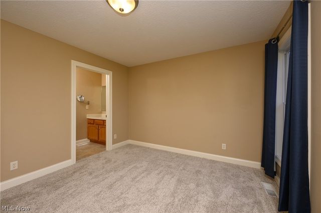 465 Wagler Avenue SW, Hartville, OH 44632