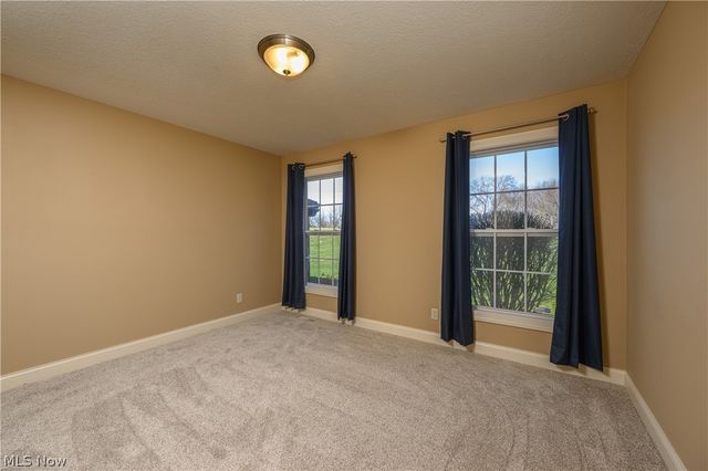 465 Wagler Avenue SW, Hartville, OH 44632