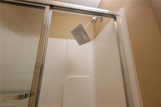 465 Wagler Avenue SW, Hartville, OH 44632